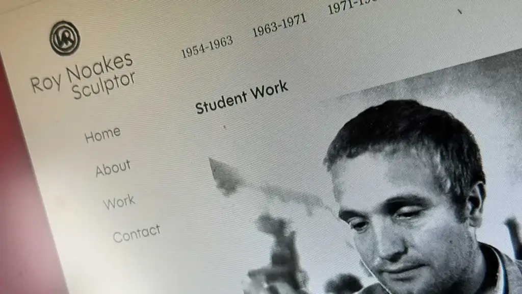 Roy Noakes' Homepage close-up on a laptop screen